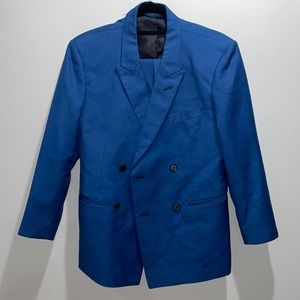 Cashmere double breasted suit